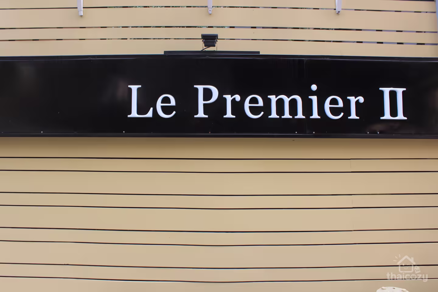 Le Premier 2 photo 2