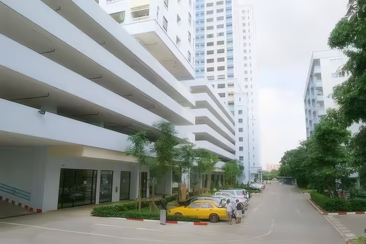 Lumpini Center Sukhumvit 77