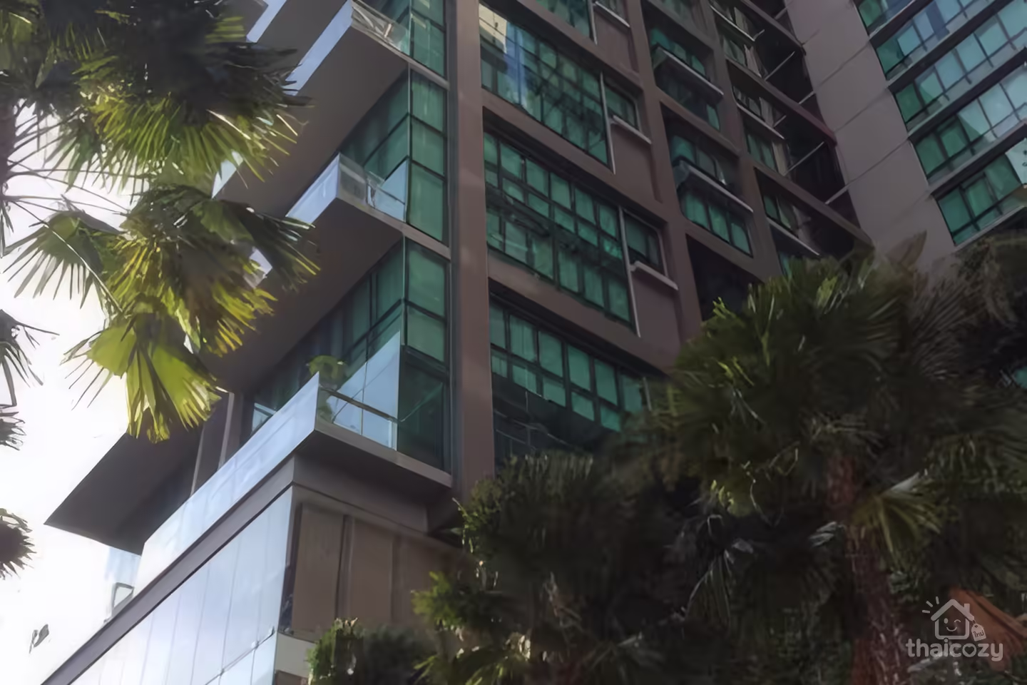 The Room Sukhumvit 21 photo 2