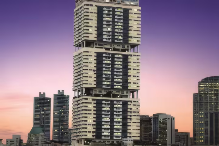 Waterford Diamond Tower