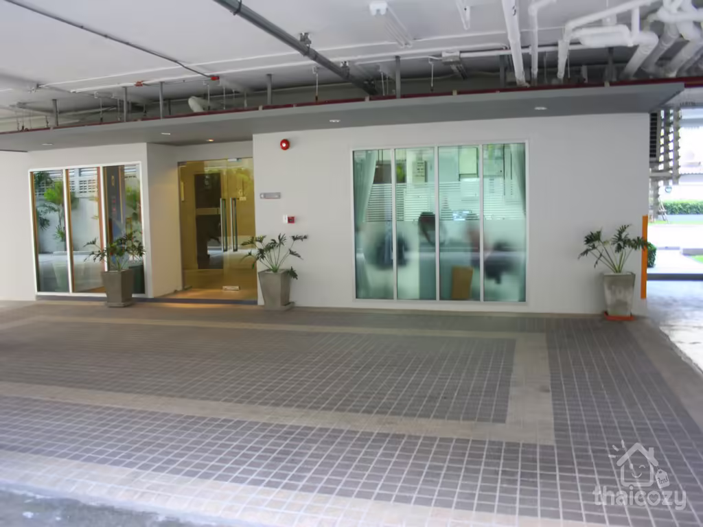 Condo One Thonglor photo 3