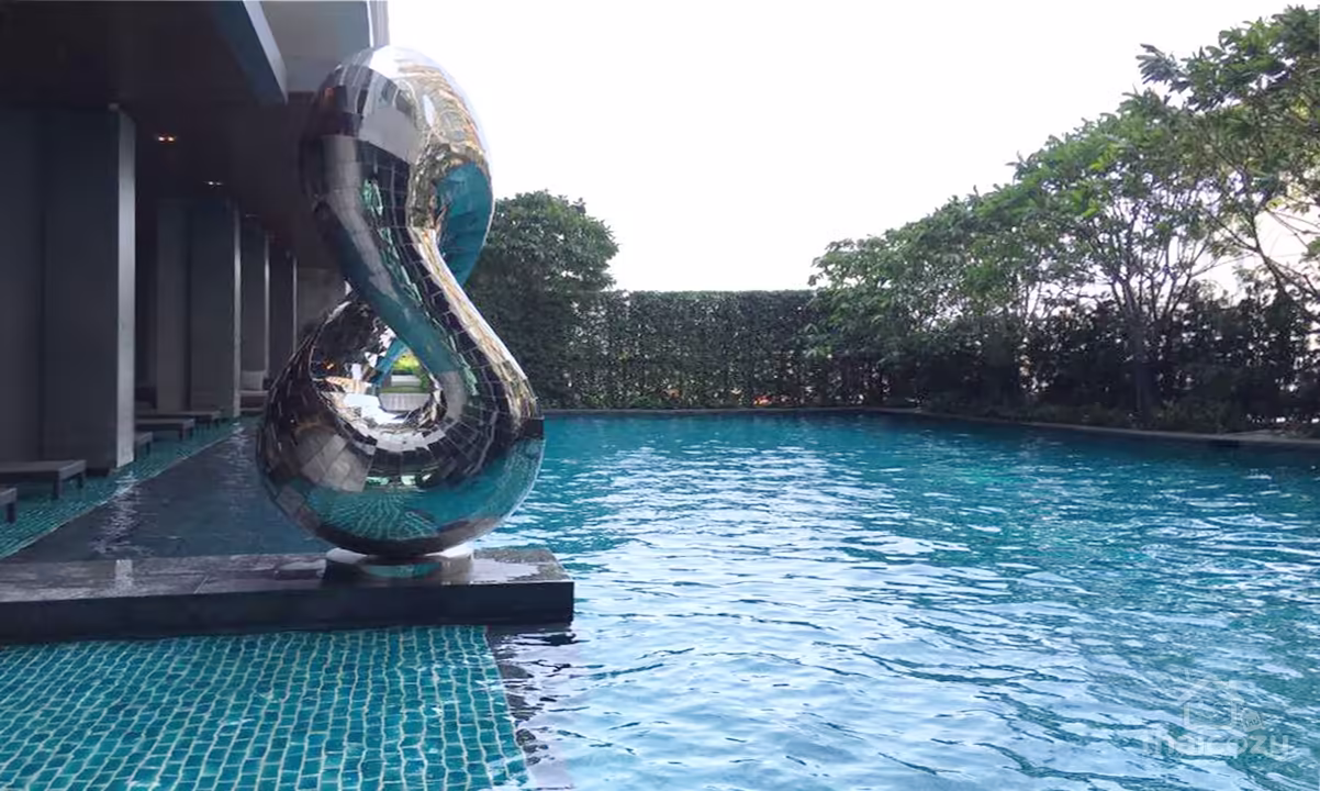 The Room Sukhumvit 69 photo 3