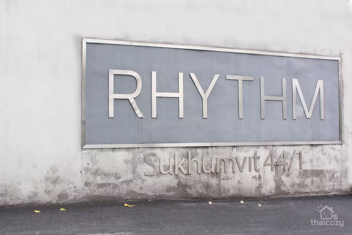 Rhythm Sukhumvit 44/1 photo 3
