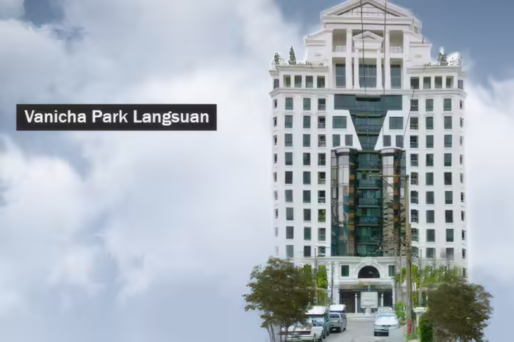 Vanicha Park Langsuan