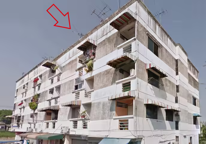 Charoenchit Condominium