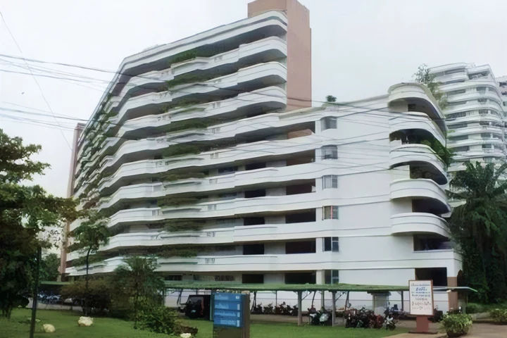 Tara Ruen Ake