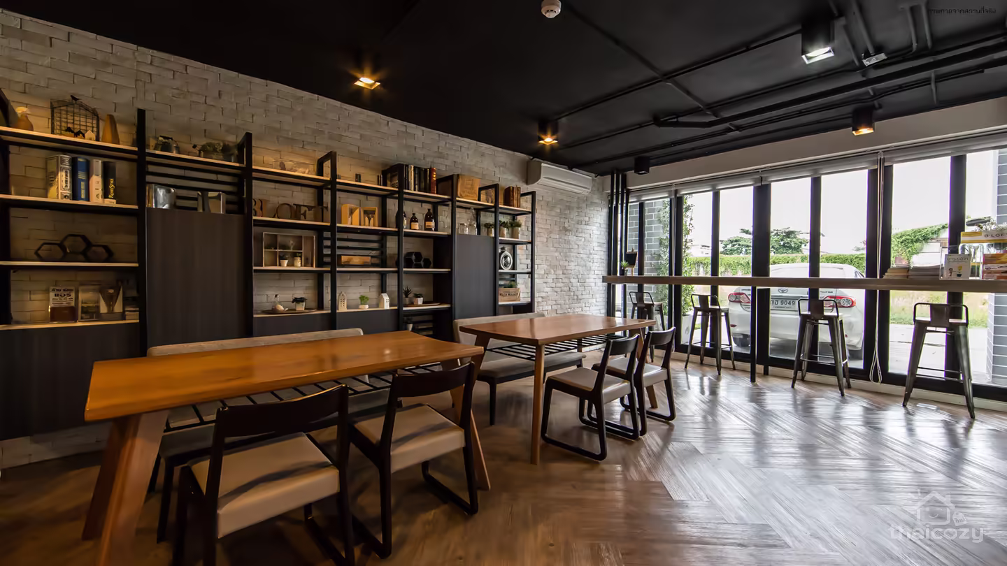 B-Loft Sukhumvit 109 photo 2