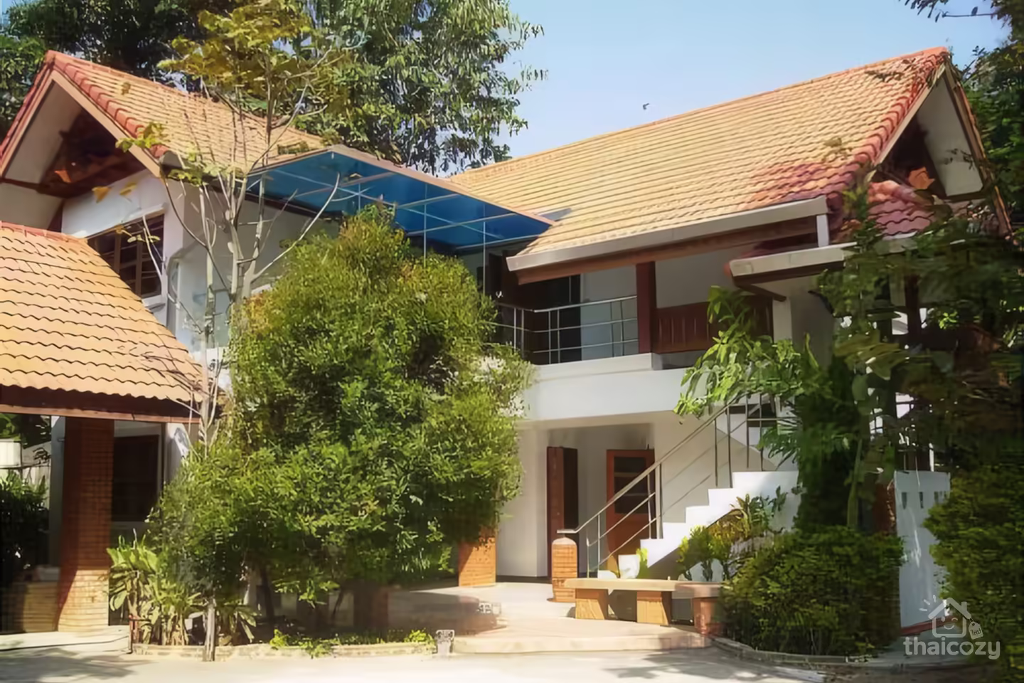 Attractive 4 Bedroom Family Home in Sansai photo 1
