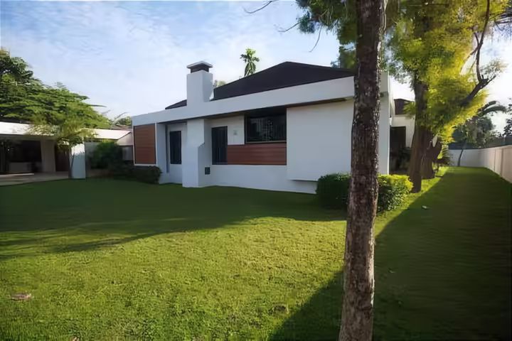 Brand New 2 Bedroom Riverside Villa in Sansai