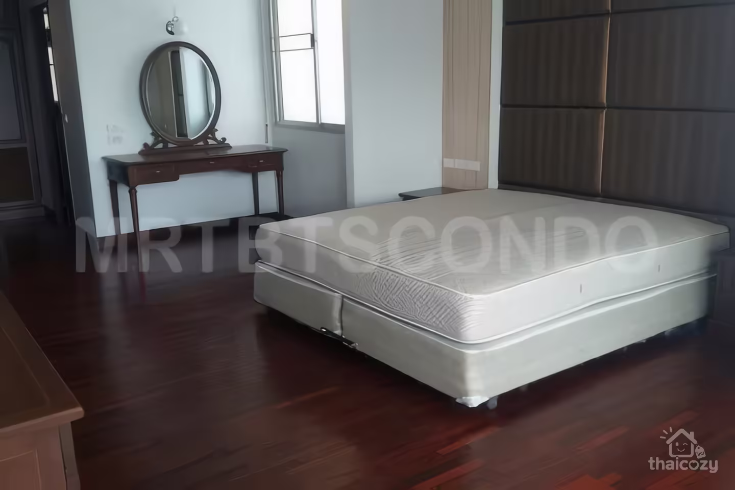Newton Tower Condo for Rent near BTS Nana – 60,000 THB/month photo 2