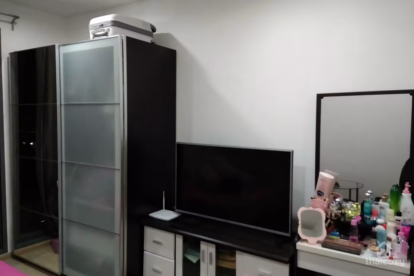 Studio Condo for Sale at Ideo Wutthakat photo 2