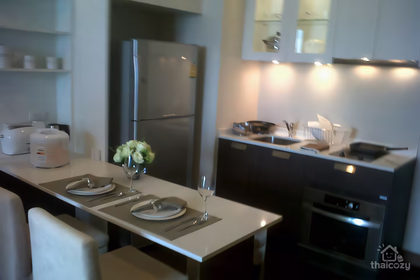 Brand new 1 bed in Thonglo photo 2
