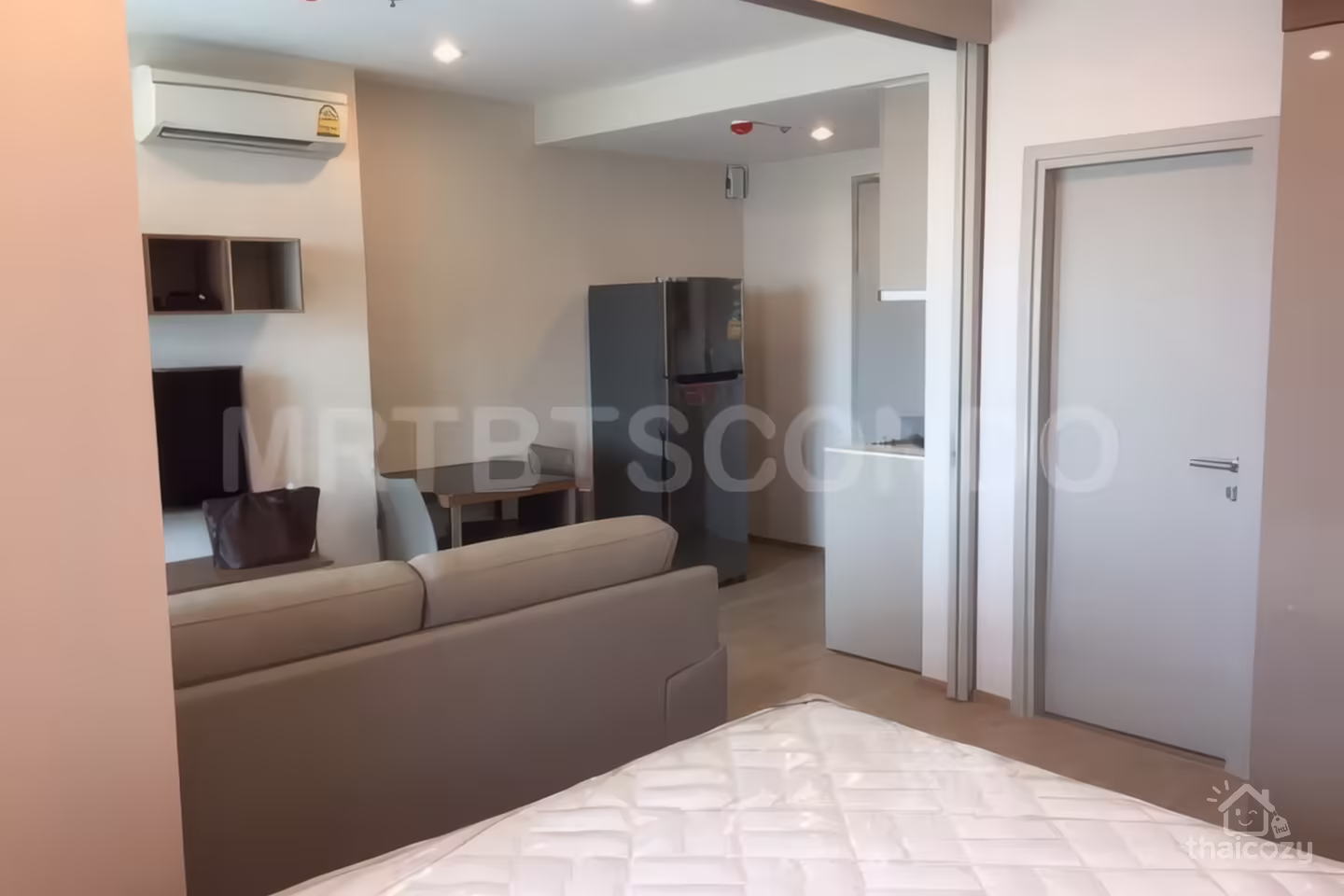 Ideo Q Chula-Samyan, Condo for Rent Near MRT Sam Yan, Price 28,000 Baht/Month photo 2