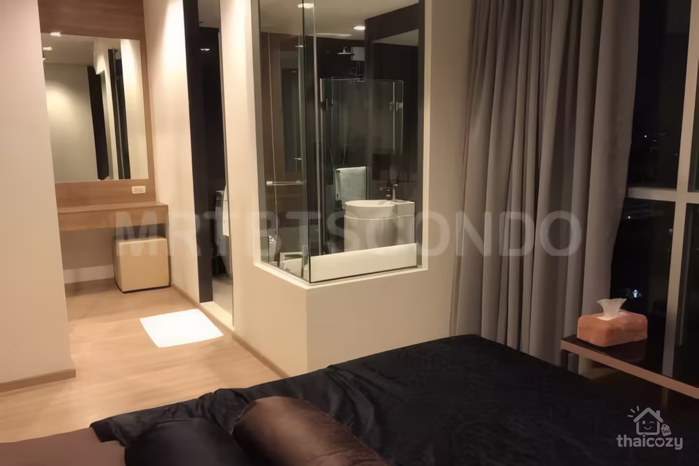 Rent Condo Rhythm Phahon-Ari, Near BTS Ari, 36,000 Baht/Month photo 2