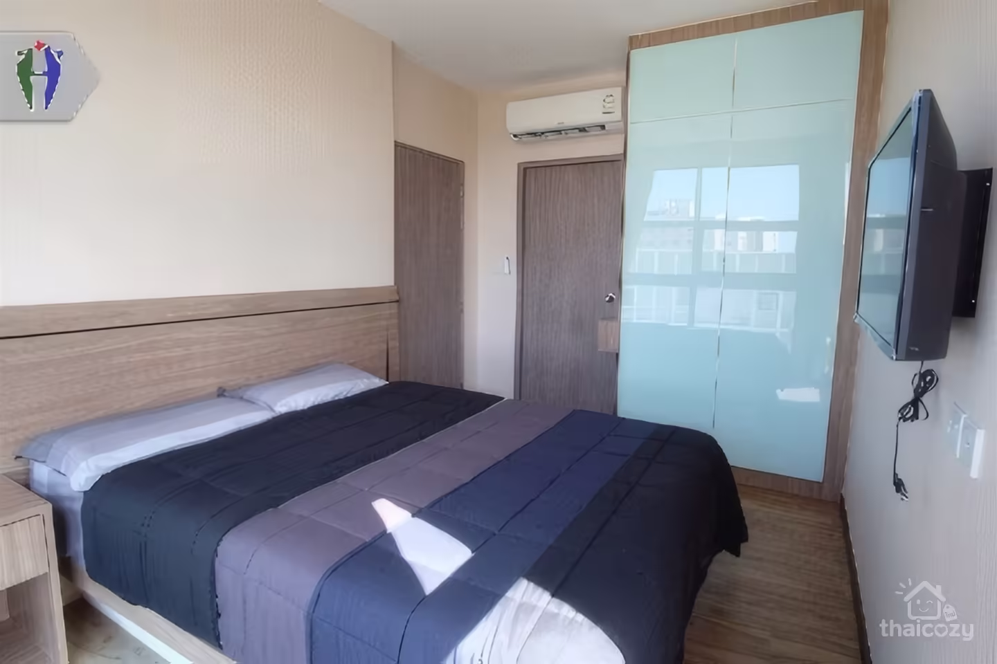 Condo for Rent in South Pattaya, Near Walking Street and the Beach photo 1