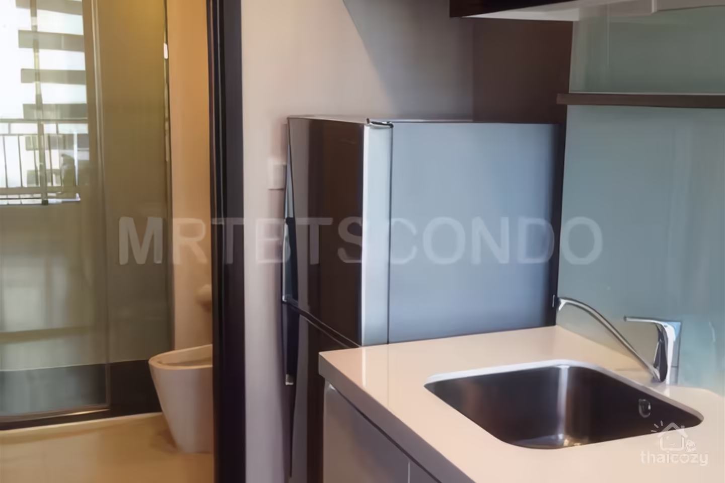 Ivy Ampio Ratchada Condo for Rent near MRT Thailand Cultural Centre, 25,000 baht/month photo 2