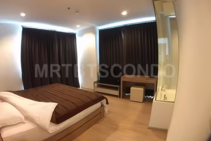 Rhythm Ratchada - Huai Khwang Condo for Rent near MRT Huai Khwang, 42,000 Baht/Month