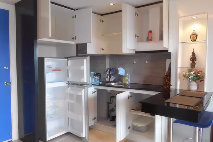 Condo for Rent South Pattaya 9,000 per month for 1 year contract