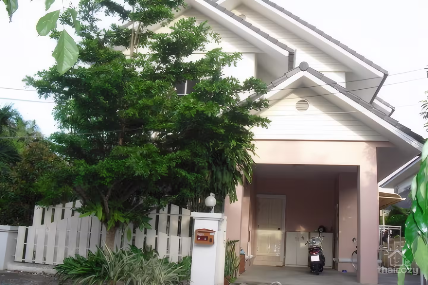 Modern 3 Bedroom Family Home in Sansai photo 2