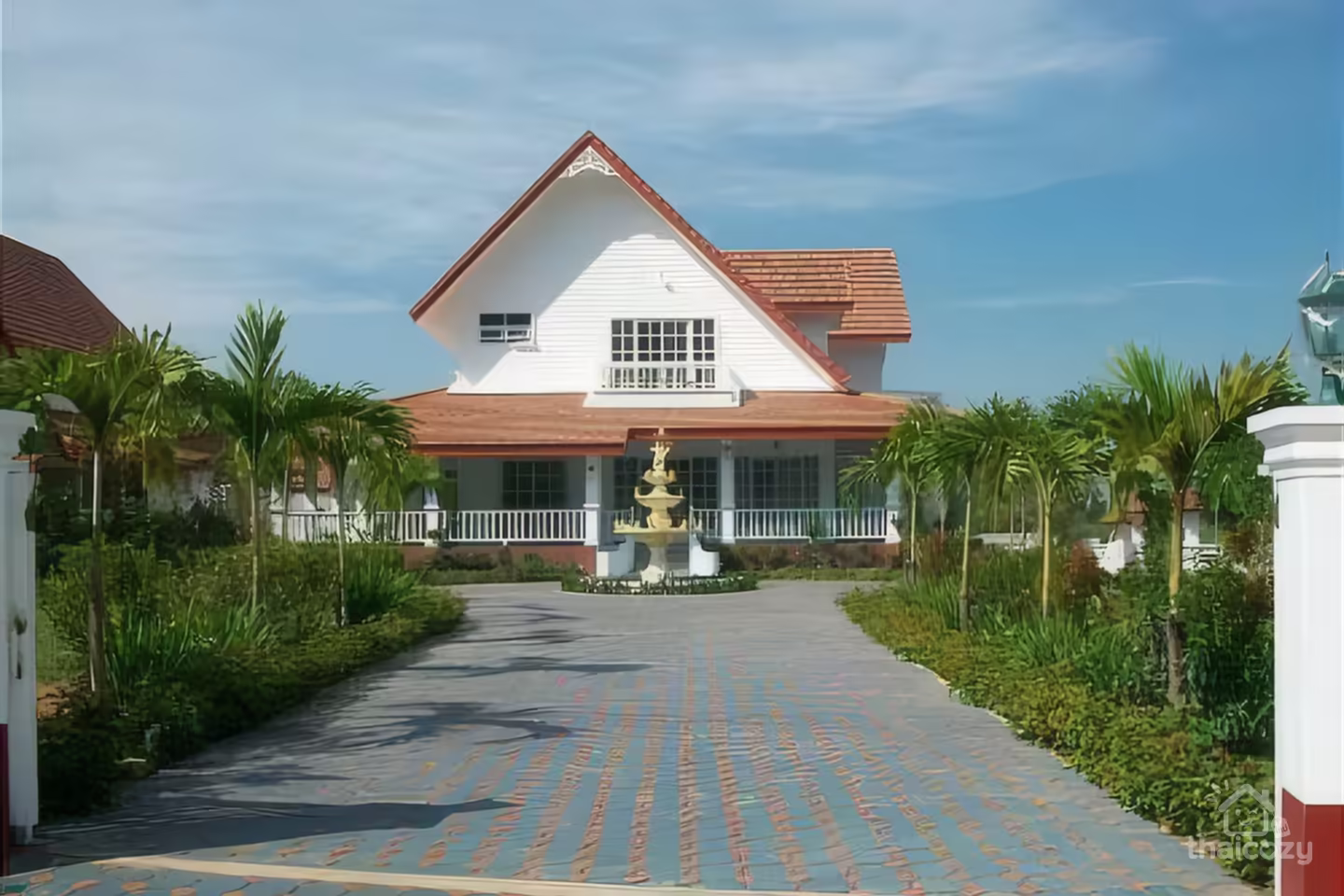 Brand New Luxury 3 Bedroom Family Home in San Kampaeng photo 2