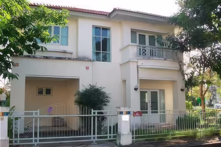2 Bedroom Family House in Sansai