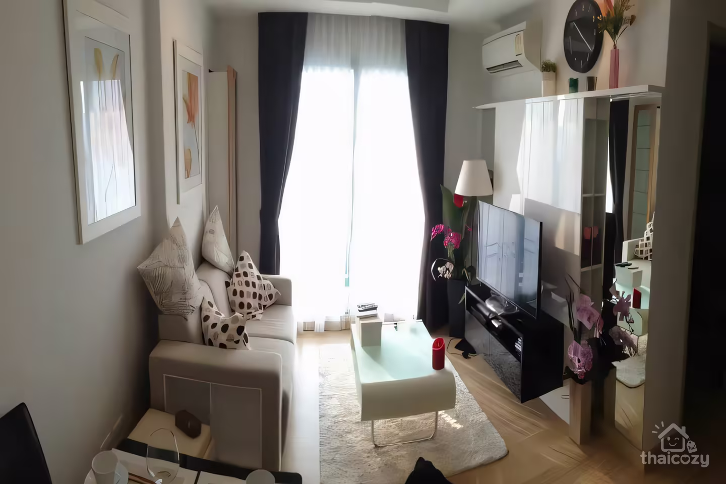 Thru Thonglor Condo photo 1