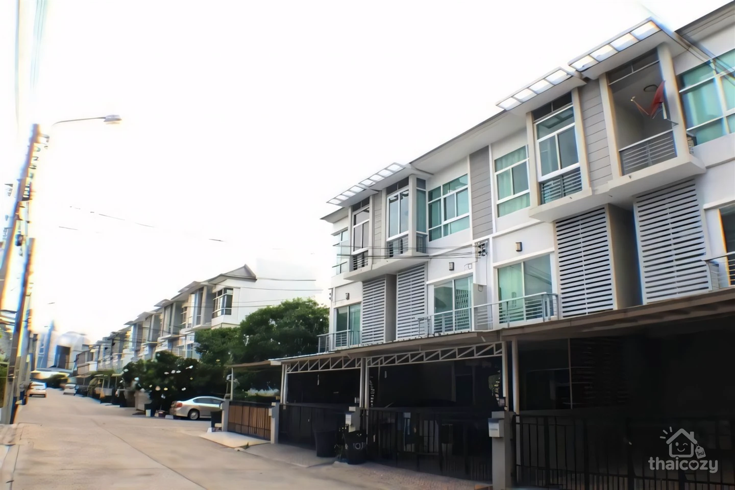 ให้เช่า: ทาวน์โฮม เดอะ เมโทร รามคำแหง 9 – 3 ห้องนอน 150 ตร.ม. photo 1
