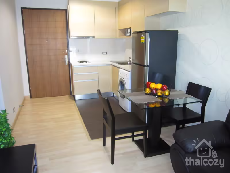 Good location a room for rent near BTS OnNut and Tesco Lotus photo 1