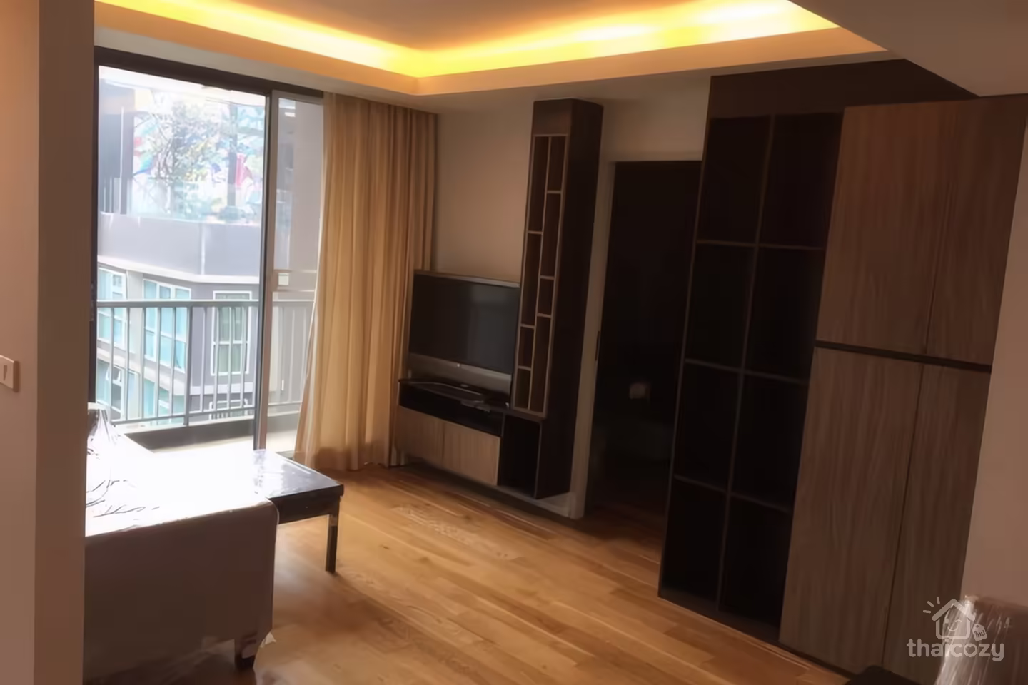 Focus Ploenchit Condo for Rent Near BTS Phloen Chit – 40,000 THB/Month photo 1
