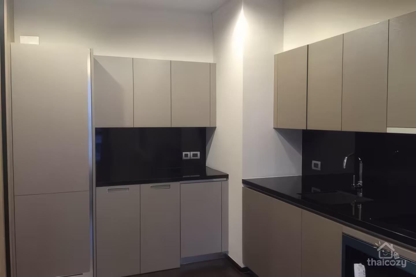 The XXXIX by Sansiri - 1 Bedroom Condo for Rent Near BTS Phrom Phong, 60,000 THB/Month photo 2