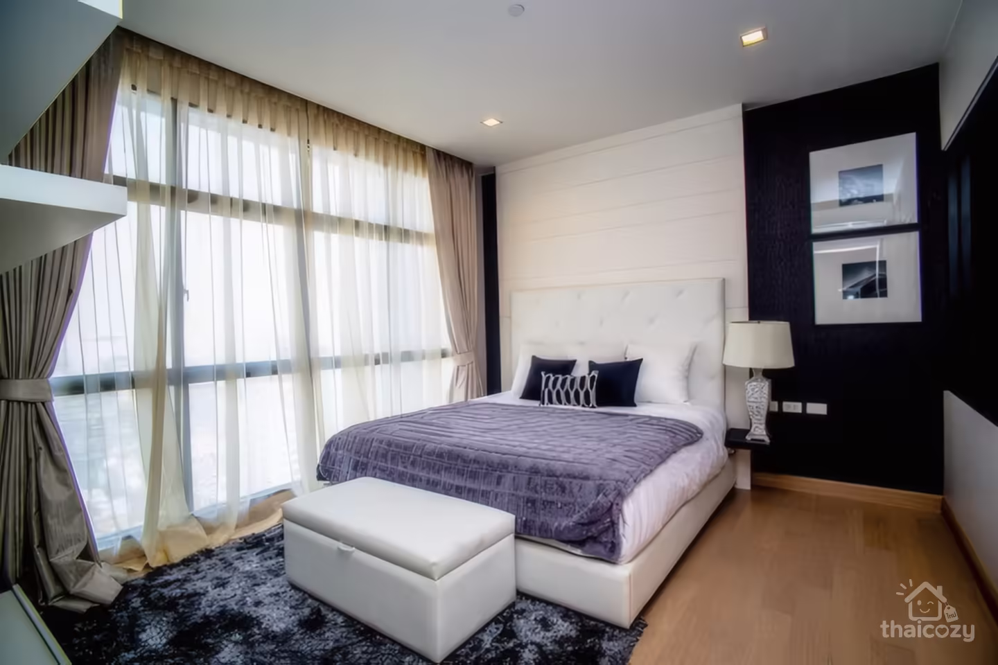 Urbano Absolute Sathon-Taksin, Condo for Rent near BTS Krung Thon Buri, Price 85,000 Baht/Month photo 2