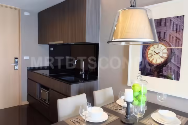 Via 49 Condo for Rent near BTS Thong Lo – 38,000 baht/month