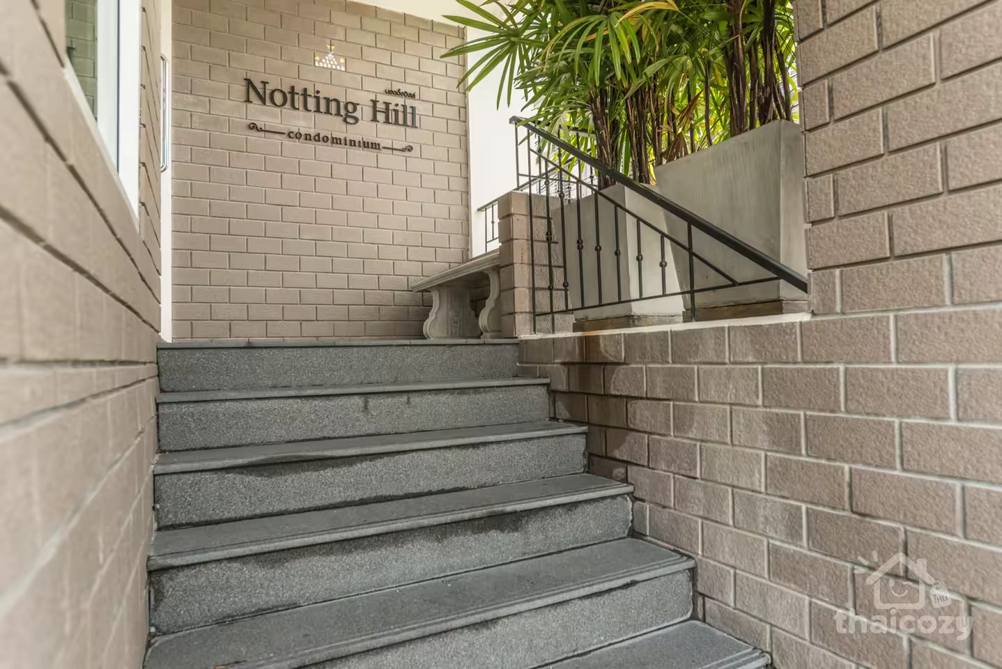 Notting Hill Bearing 1-Bedroom Apartment (BTS Bearing) photo 1