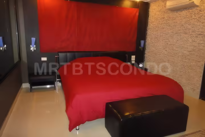 Baan Prompong Condo for Sale Near BTS Phrom Phong, 2 Bedrooms, 128 sqm, Price 11,000,000 THB