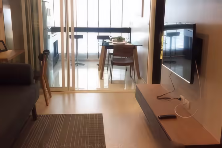 出租：Rhythm Sukhumvit 44/1，一卧一厅45平方米，近BTS Phra Khanong，月租30,000泰铢