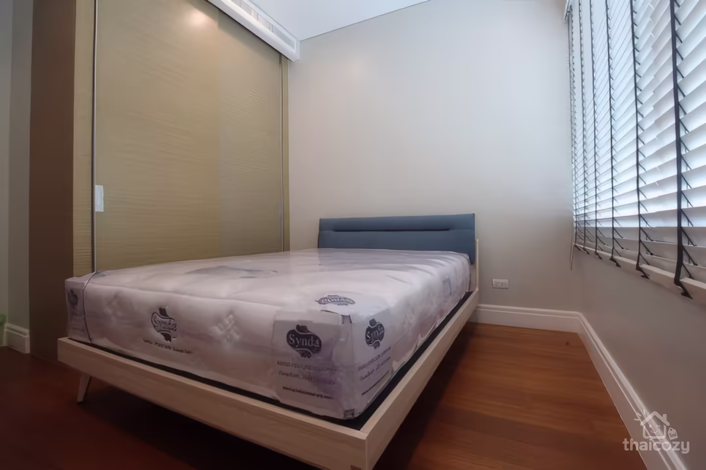 For Rent: Bright Sukhumvit 24, 2 Bedroom Condo near BTS Phrom Phong, 88 sqm, 65,000 THB/month photo 2