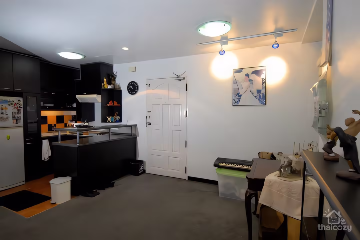 Sale 85 sqm One Bedroom at Green Peace Mansion photo 1
