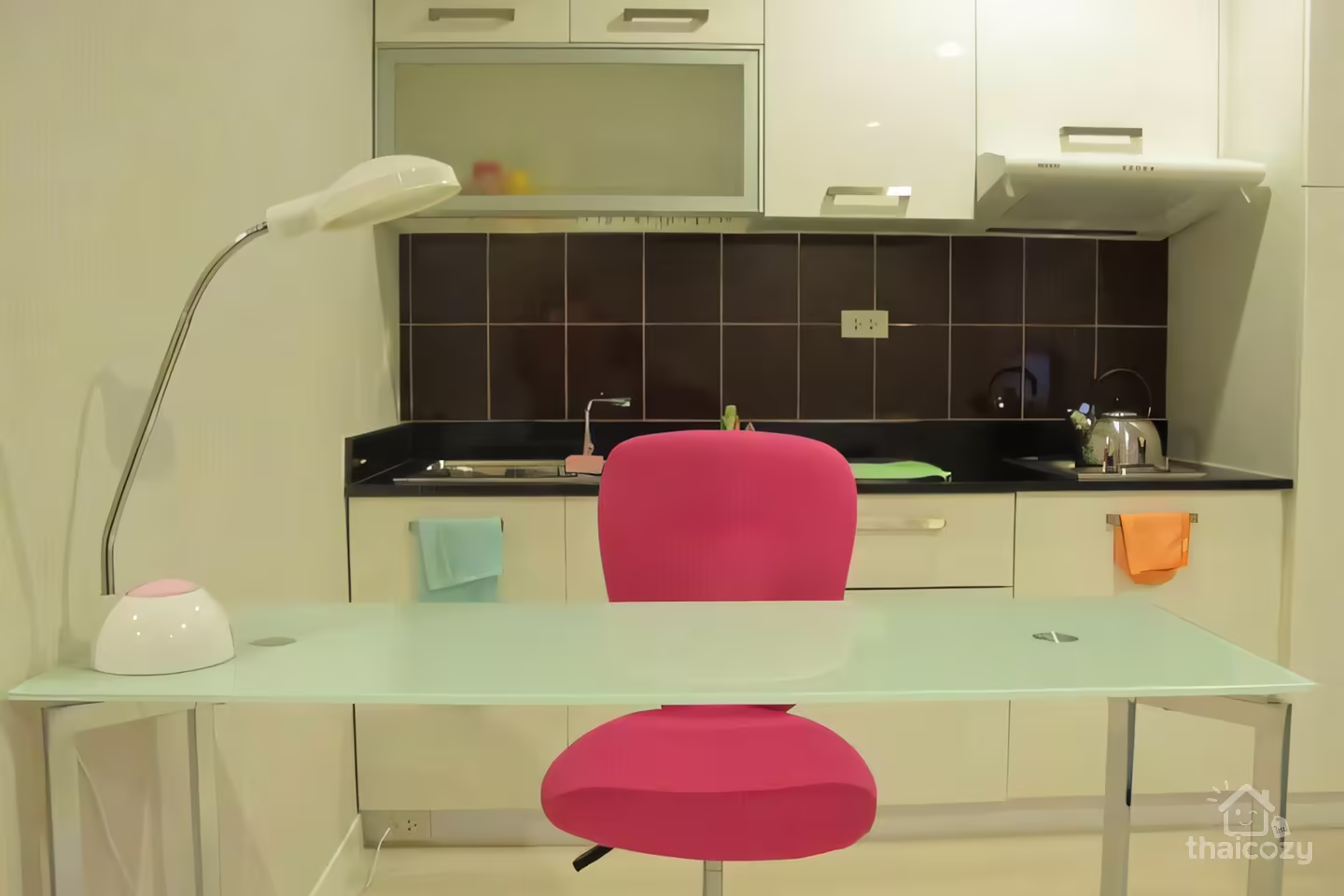 58 sq.m 1 Bed Apartment for Sale at Sukhumvit Living Town photo 1