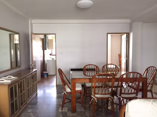 140 sqm 3-Bedroom Apartment for Rent in Aree