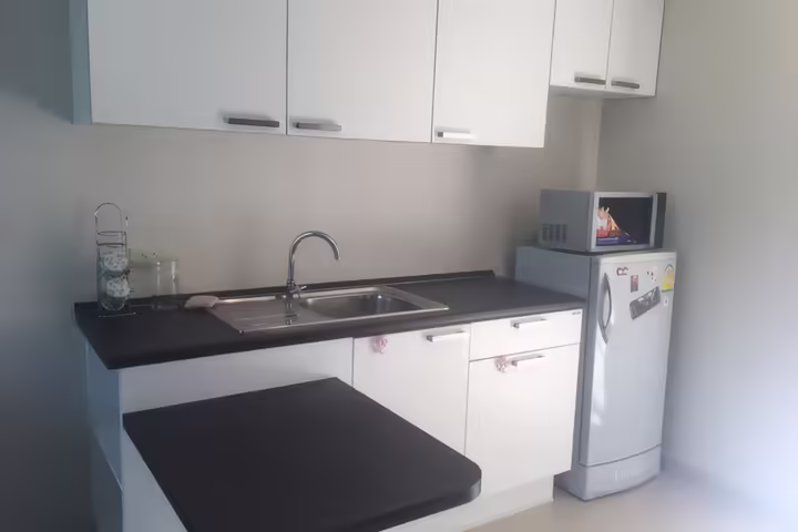 For Rent: Sense Sukhumvit 68 – Studio Near BTS Udom Suk, 35 sqm, 10,000 THB/Month