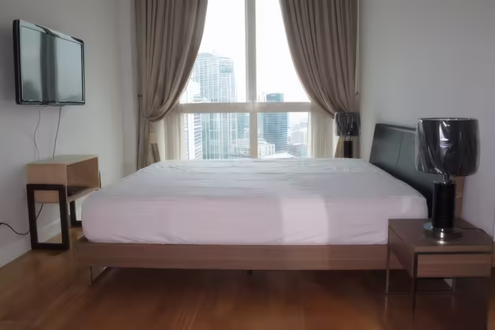 For Rent: Millennium Residence, 2 Bedroom 90 sqm, Near BTS Asoke, 65,000 THB/Month