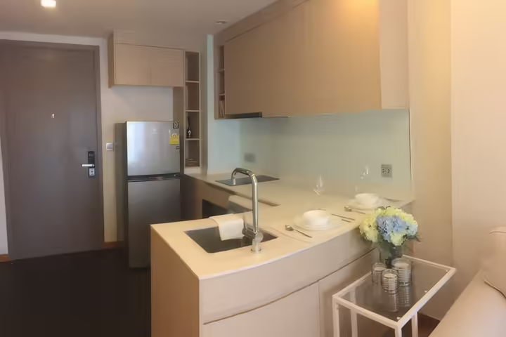 Via Botani Condo for Rent Near BTS Thong Lo, 1 Bedroom 35 sqm, 30,000 THB/month