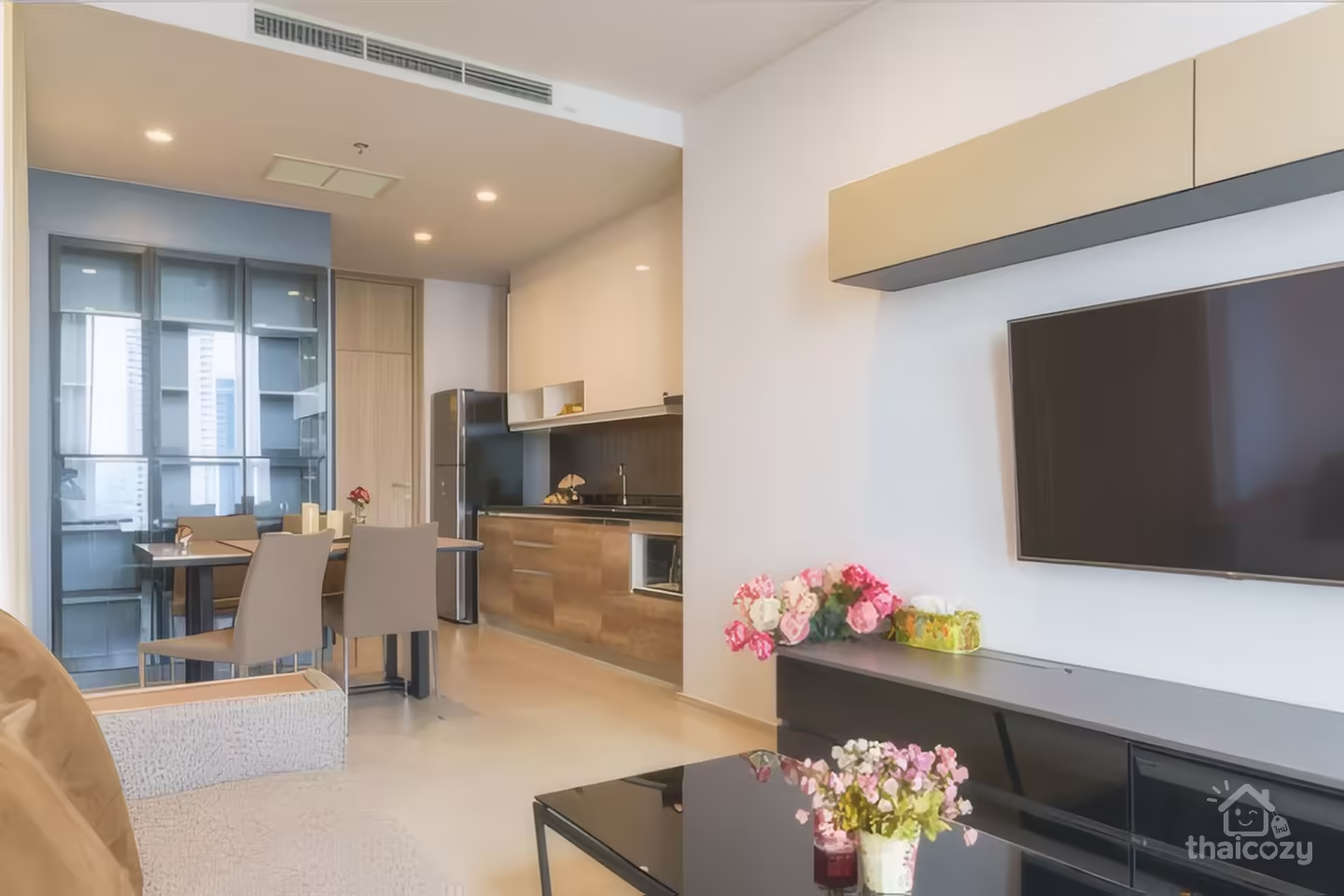 Noble Ploenchit Condo for Rent near BTS Phloen Chit, 1 Bedroom 55 sqm, Price 58,000 Baht/Month photo 2