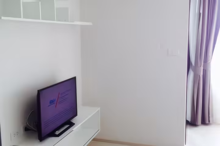 Condolette Pixel Sathorn - Studio for Rent near MRT Khlong Toei, 25 sqm, 12,000 THB/month