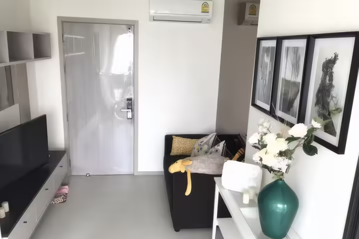Rhythm Sukhumvit 36-38, Condo for Rent near BTS Thong Lo, 1 Bedroom 33 sqm, Price 30,000 THB/month