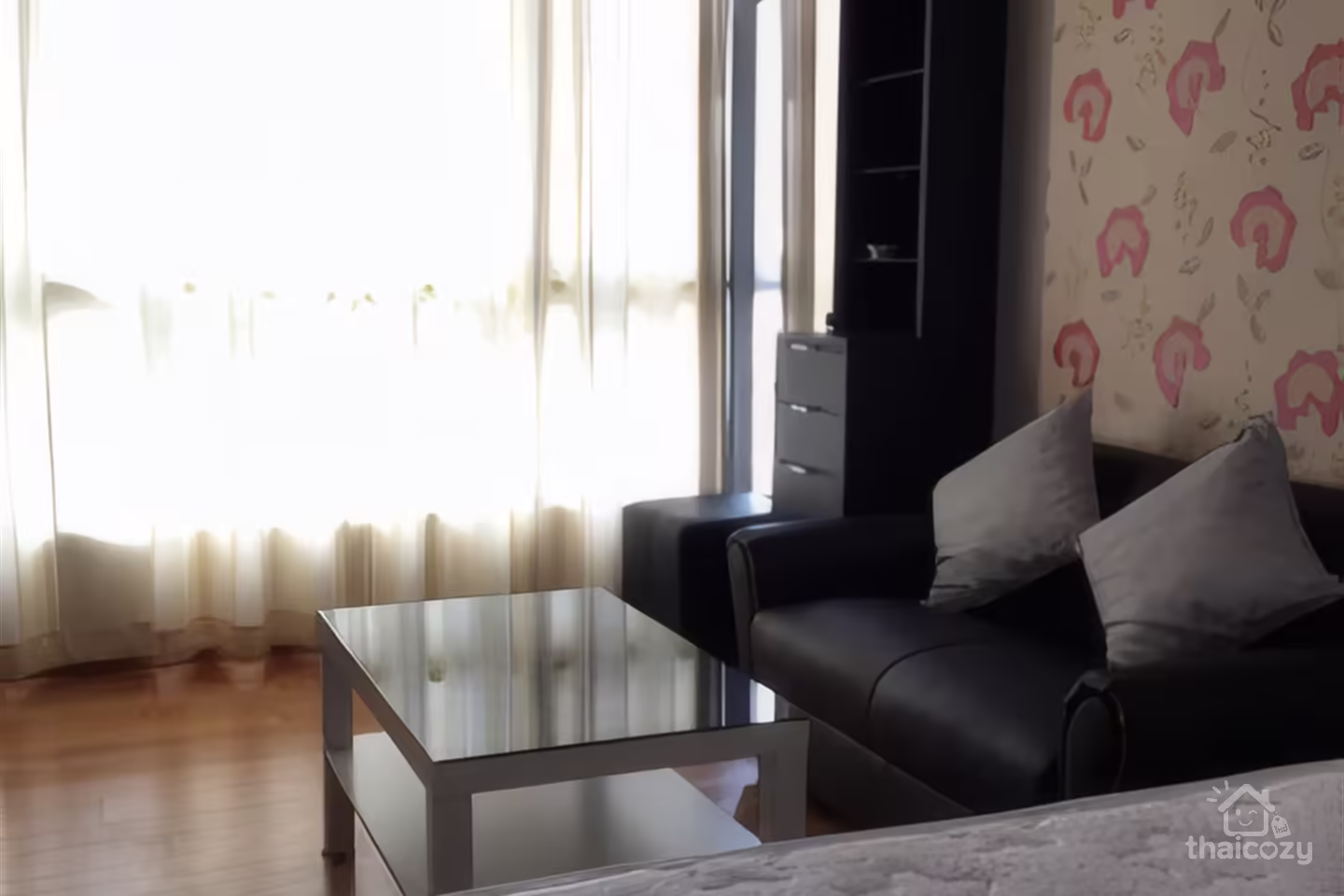 Hive Taksin - Studio 30 sqm Condo for Rent near BTS Wongwian Yai, 13,000 THB/month photo 2