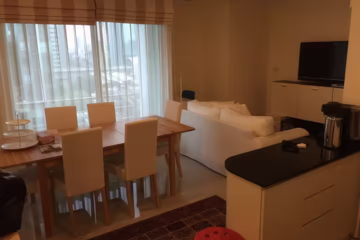 Baan Pathumwan, Condo for Sale near BTS Phaya Thai, 2 Bedroom 68 sqm, Price 8,700,000 THB