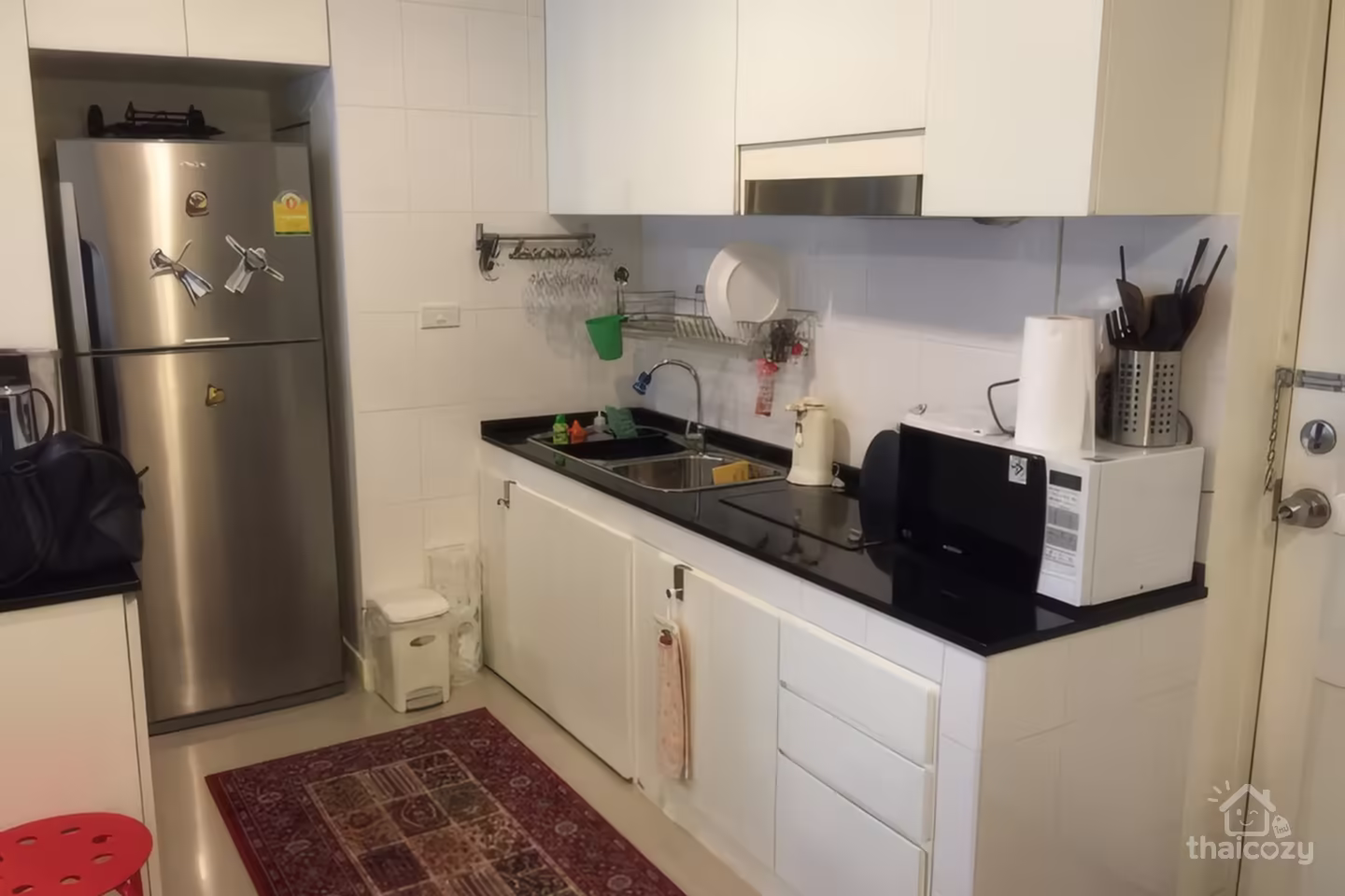 Baan Pathumwan, Condo for Sale near BTS Phaya Thai, 2 Bedroom 68 sqm, Price 8,700,000 THB photo 2