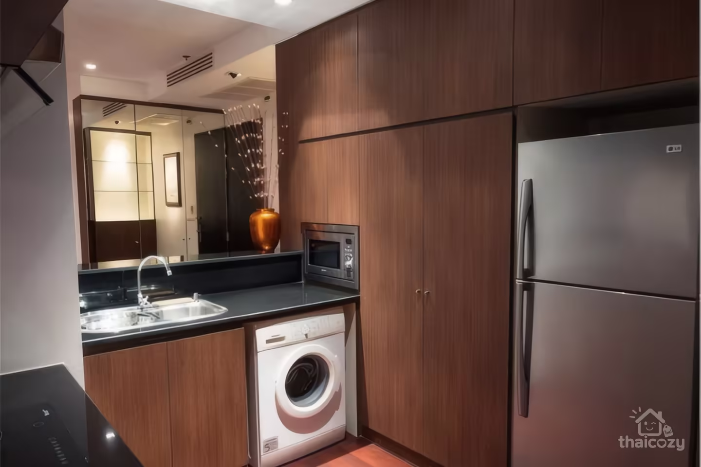 Manhattan Chidlom – Condo for Sale near BTS Chit Lom, 2 Bedrooms, 132 sqm, Price 22,700,000 THB photo 2