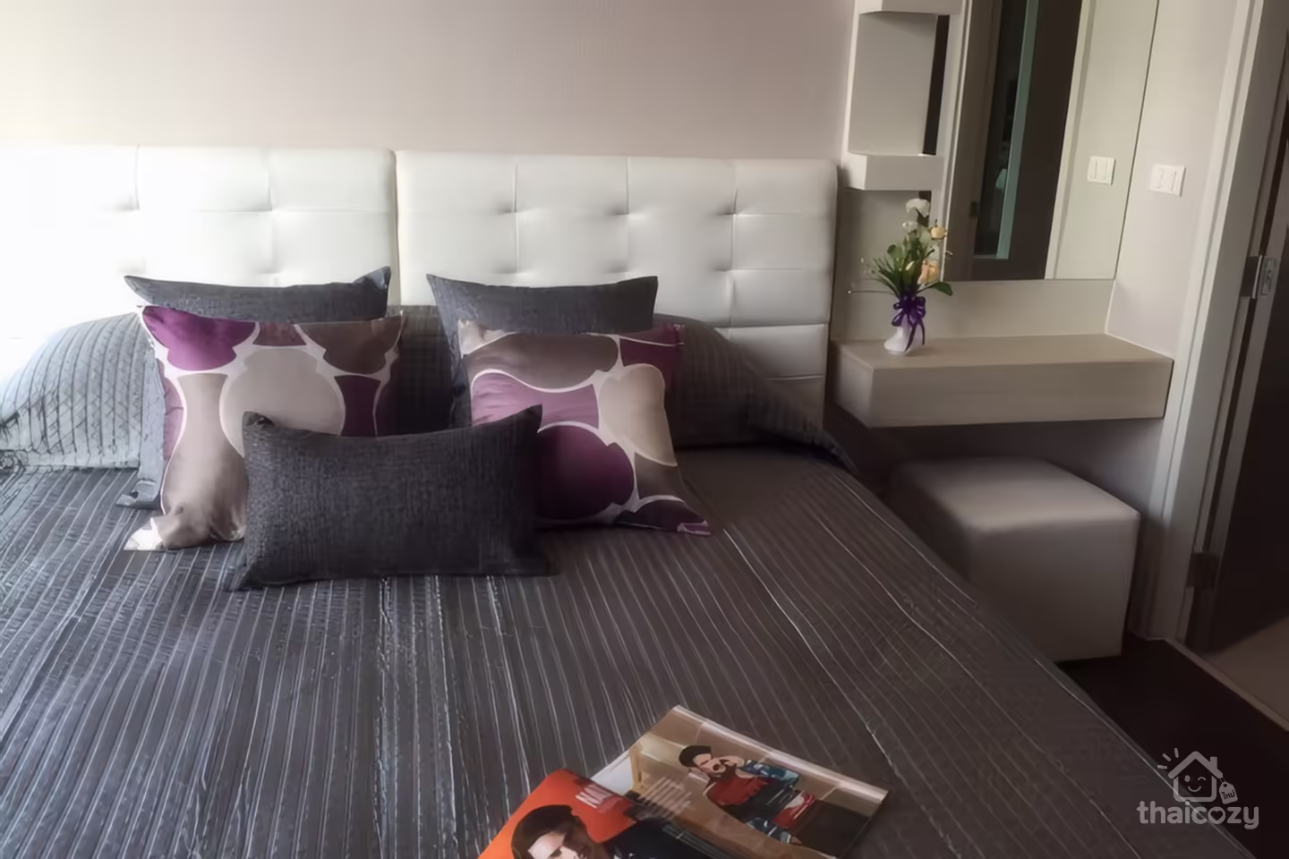 Q Asoke Condo for Rent near MRT Phetchaburi, 2 Bedroom 60 sqm, Price 50,000 baht/month photo 2